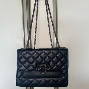 Elegant Black Quilted Chain Bag